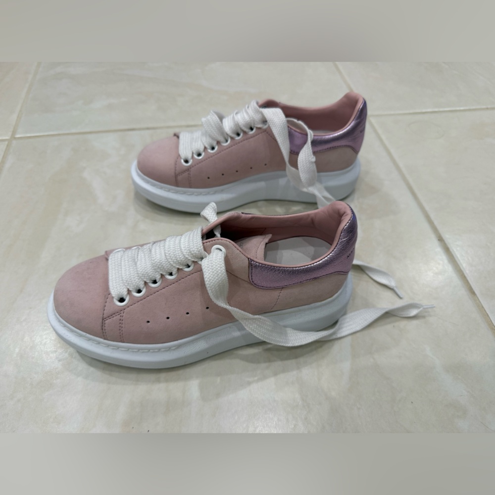 Alexander McQueen Sneakers with White Soles, never worn